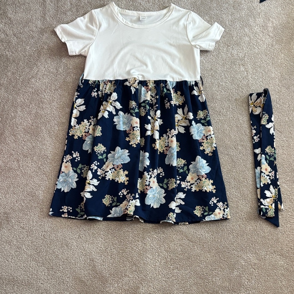SHEIN Navy Floral Kids Dress with White Top